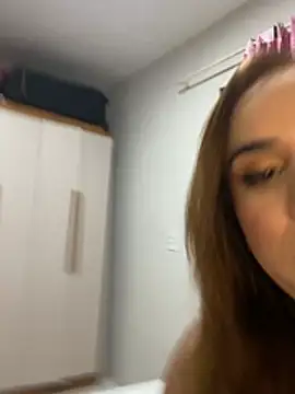 Jullyanaximeness online show from 06/25/26, 09:19