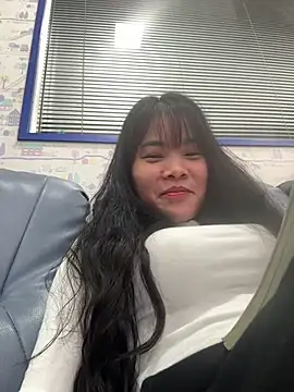 Naked-xx online show from 05/13/26, 02:09