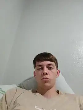 Snapshot of 503splurge chatting on 04/02/26, 01:36 503splurge online show from 04/02/26, 01:36