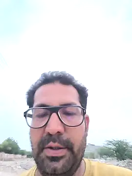 Snapshot of veer8239 chatting on 03/26/26, 01:17 veer8239 online show from 03/26/26, 01:17