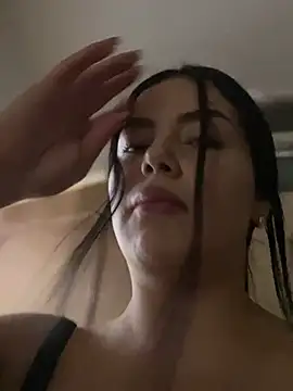 Snapshot of Cami_olarte chatting on 04/09/26, 05:07 Cami olarte online show from 04/09/26, 05:07