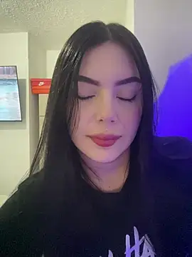 Cami olarte online show from 06/02/26, 05:42
