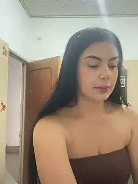 Snapshot of Cami_olarte chatting on 06/25/26, 07:51 Cami olarte online show from 06/25/26, 07:51