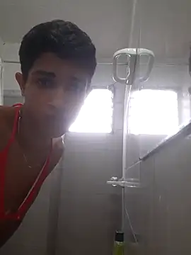 Snapshot of candylira31 chatting on 03/26/26, 04:56 candylira31 online show from 03/26/26, 04:56