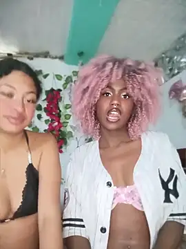 Snapshot of KatyBelle_ chatting on 03/27/26, 10:31 KatyBelle online show from 03/27/26, 10:31