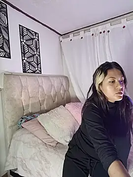 Snapshot of CharlottLee chatting on 03/31/26, 09:26 CharlottLee online show from 03/31/26, 09:26