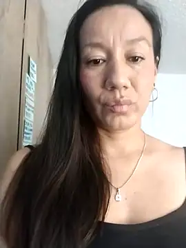 Snapshot of danna_tt chatting on 07/12/26, 04:42 danna tt online show from 07/12/26, 04:42