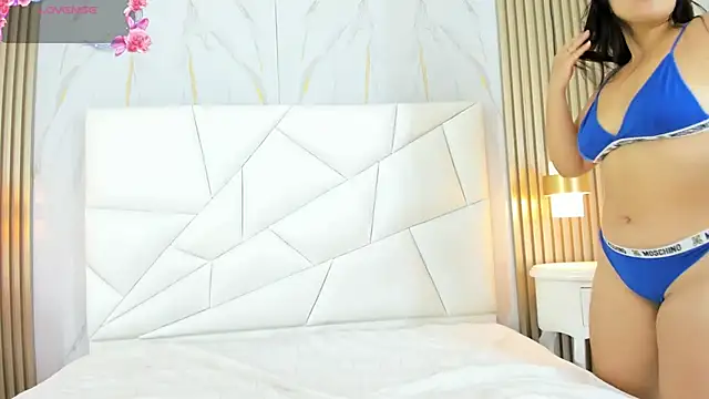 Snapshot of dulcemia25 chatting on 04/01/26, 05:19 dulcemia25 online show from 04/01/26, 05:19