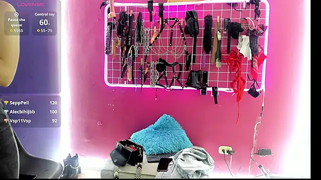 Snapshot of Mistress_aurora_bdsm chatting on 03/31/26, 06:08 Mistress aurora bdsm online show from 03/31/26, 06:08