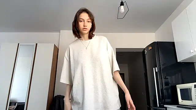 Snapshot of Aliceborderland chatting on 03/27/26, 10:04 Aliceborderland online show from 03/27/26, 10:04