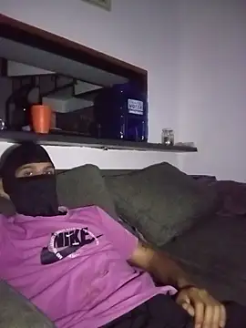 Snapshot of daddys_home69 chatting on 04/03/26, 09:46 daddys home69 online show from 04/03/26, 09:46