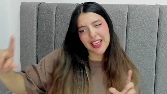 Snapshot of Arihanna_London chatting on 04/10/26, 08:13 Arihanna London online show from 04/10/26, 08:13