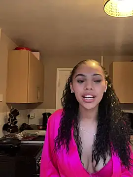 Snapshot of Brattybaee chatting on 04/10/26, 06:45 Brattybaee online show from 04/10/26, 06:45