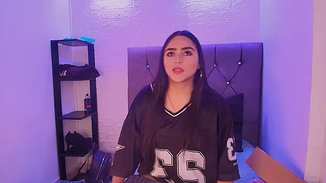 Snapshot of sweet__cherry1 chatting on 03/27/26, 07:02 sweet cherry1 online show from 03/27/26, 07:02