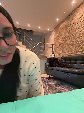 Snapshot of juliacosta chatting on 05/20/26, 01:01 juliacosta online show from 05/20/26, 01:01