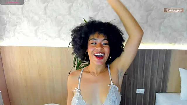 baddie delaylaa online show from 04/27/26, 07:34