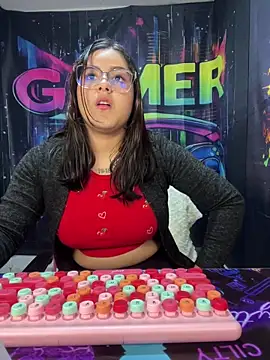 Snapshot of Norabyxxx chatting on 03/28/26, 03:28 Norabyxxx online show from 03/28/26, 03:28