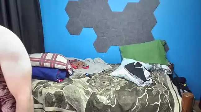 Snapshot of MachoPutito chatting on 02/16/25, 04:20 MachoPutito online show from 02/16/25, 04:20