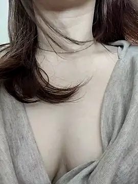 Snapshot of Easyly0 chatting on 03/27/26, 08:37 Easyly0 online show from 03/27/26, 08:37