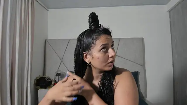 VeraBellucci online show from 04/15/26, 11:28