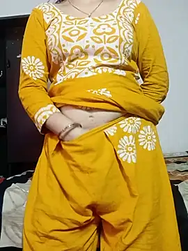 Snapshot of Sexyy_Bhabhi_143 chatting on 07/28/26, 11:28 Sexyy Bhabhi 143 online show from 07/28/26, 11:28