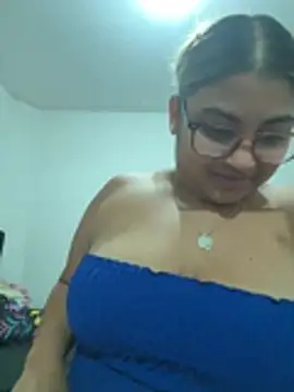 C1N09 online show from 06/25/26, 05:23
