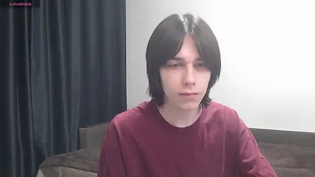 Snapshot of mason_silver chatting on 05/12/26, 08:11 mason silver online show from 05/12/26, 08:11