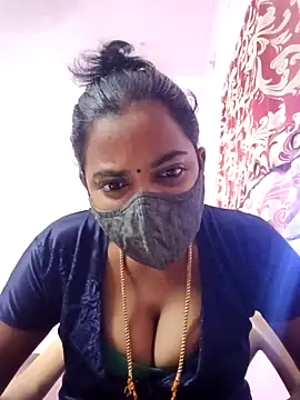 Snapshot of tamilratchasii chatting on 03/28/26, 05:51 tamilratchasii online show from 03/28/26, 05:51