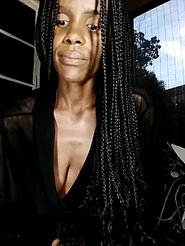 Snapshot of CaramelCandyxx chatting on 03/27/26, 04:07 CaramelCandyxx online show from 03/27/26, 04:07