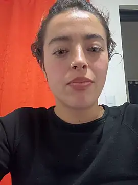 cattleya Louise online show from 04/17/26, 03:42