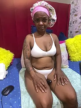 Snapshot of Cherrybootyofjoy86 chatting on 03/28/26, 12:43 Cherrybootyofjoy86 online show from 03/28/26, 12:43