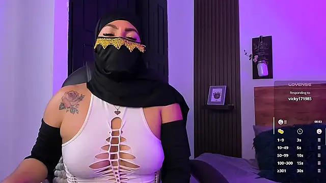 Nailea   online show from 04/20/26, 02:36