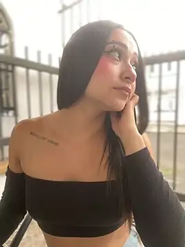 Snapshot of Ashley_pinkk21 chatting on 03/28/26, 08:41 Ashley pinkk21 online show from 03/28/26, 08:41