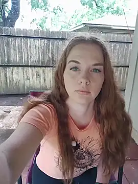 RoxyRedXO12 online show from 04/21/26, 04:56