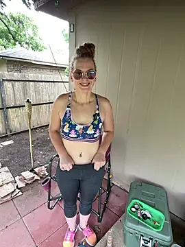 RoxyRedXO12 online show from 04/22/26, 05:58