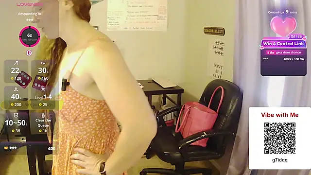 RoxyRedXO12 online show from 05/13/26, 07:33