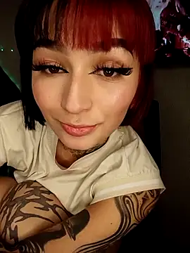 AmaraRossi online show from 04/21/26, 02:15