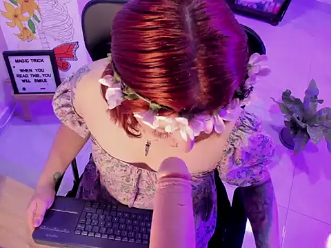 julieta alveez online show from 04/22/26, 11:12