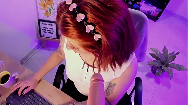 julieta alveez online show from 04/30/26, 11:16