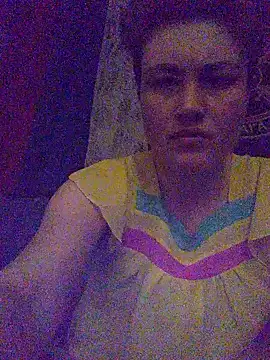 Snapshot of AlyssaAnq chatting on 03/29/26, 04:07 AlyssaAnq online show from 03/29/26, 04:07