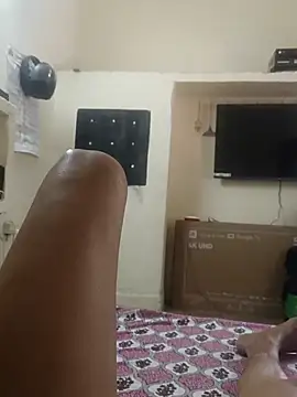 Snapshot of maRRy-m chatting on 04/01/26, 08:37 maRRy-m online show from 04/01/26, 08:37