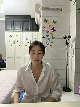 yuanpu0925 online show from 04/17/26, 12:41