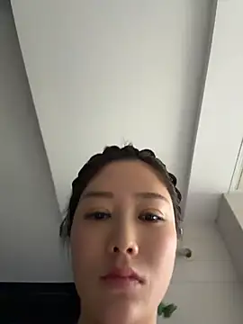 yuanpu0925 online show from 06/23/26, 10:52