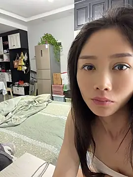 yuanpu0925 online show from 06/25/26, 11:31