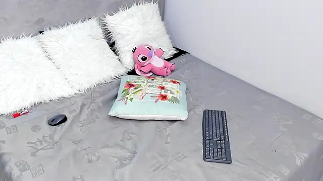 Snapshot of MAYTEMINAJ chatting on 06/13/26, 07:45 MAYTEMINAJ online show from 06/13/26, 07:45