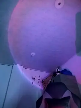 Snapshot of SAMIISQUIIRT chatting on 03/28/26, 10:53 SAMIISQUIIRT online show from 03/28/26, 10:53