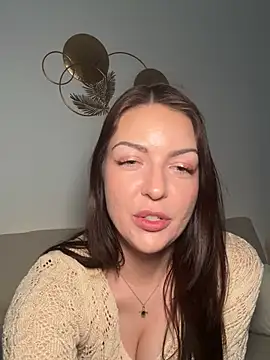 Snapshot of xLunaBliss chatting on 04/01/26, 05:32 xLunaBliss online show from 04/01/26, 05:32