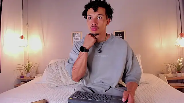 dominik drake online show from 06/18/26, 12:20