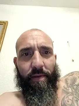 Snapshot of tainted95 chatting on 03/31/26, 08:37 tainted95 online show from 03/31/26, 08:37