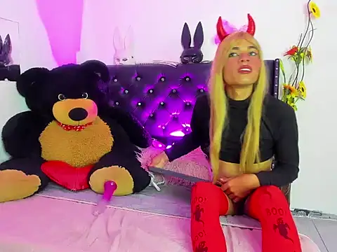 Nathaly Sam online show from 04/02/26, 02:15
